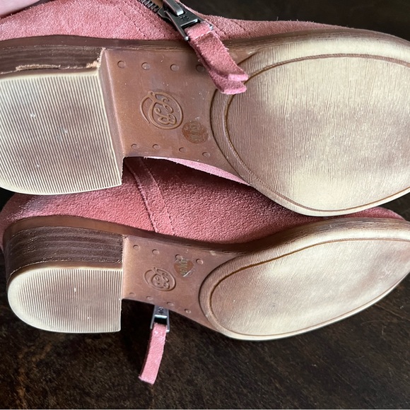 Lucky Brand ankle booties - Picture 6 of 6